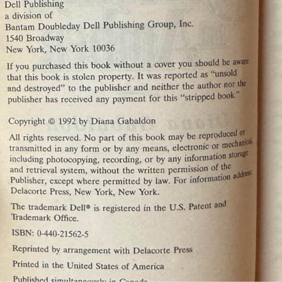 Dragonfly in Amber by Diana Gabaldon – Vintage 1992 Paperback – Outlander Book 2 - Picture 8 of 9